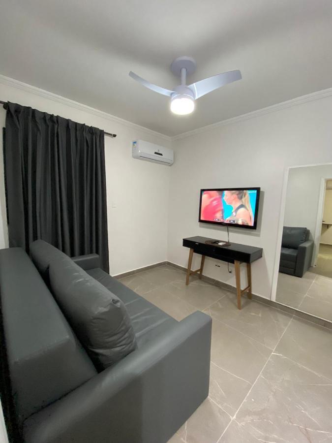 Flat - Acomoda Ate 4 Hospedes - Bairro Do Gonzaga - Santos Sp Eksteriør bilde